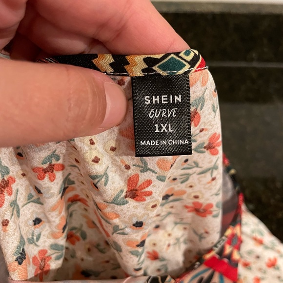 Casual SHEIN Curve dress - Picture 2 of 6